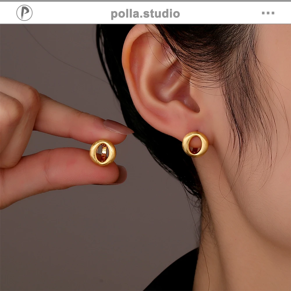 Exquisite Trendy Ear Piercings Jewelry Designer Classic Hoop Earrings for Women Korean Style Vintage Gold Color to Girls Gifts
Exquisite Trendy Ear Piercings Jewelry Designer Classic Hoop Earrings for Women Korean Style Vintage Gold Color to Girls Gifts