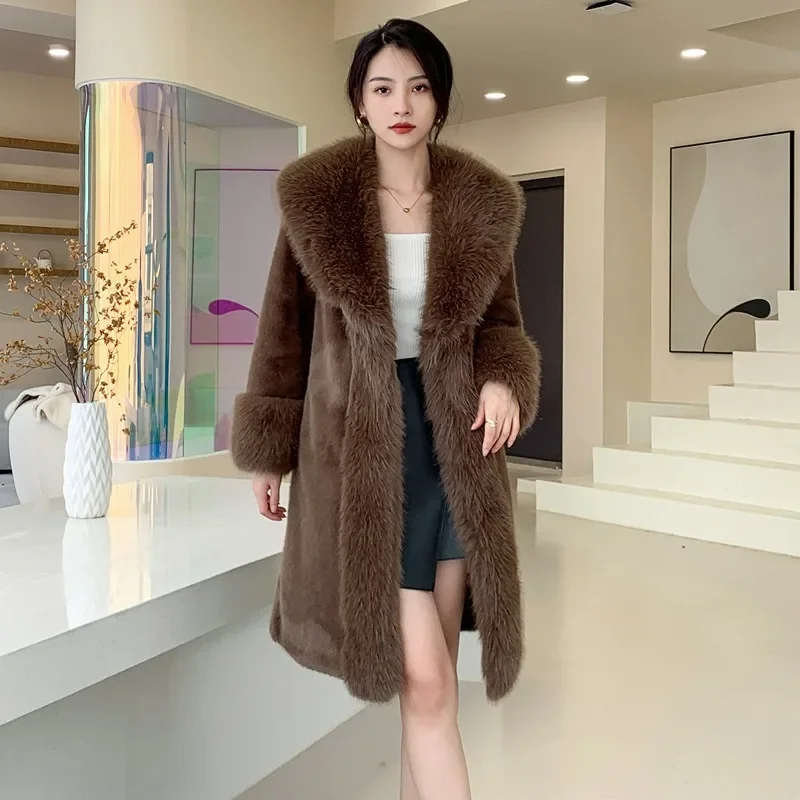 2023 New Haining Plus Size Winter Fur Women Mink Coats Temperament Slim Long Golden Sable Stylish Casual and Comfortable Jacket
2023 New Haining Plus Size Winter Fur Women Mink Coats Temperament Slim Long Golden Sable Stylish Casual and Comfortable Jacket