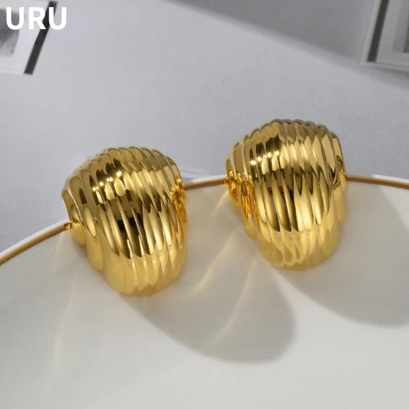 Fashion Jewelry 925 Silver Needle Texture Stud Earrings For Women Girl Simply Senior Sense Metallic Gold Color Ear Accessories
Fashion Jewelry 925 Silver Needle Texture Stud Earrings For Women Girl Simply Senior Sense Metallic Gold Color Ear Accessories