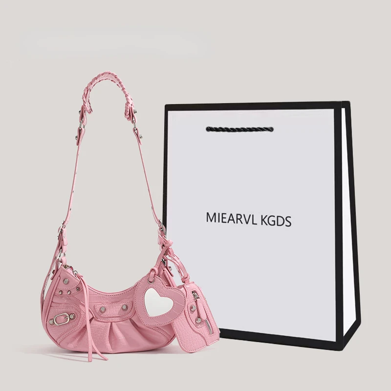 Cool Hot Girl Motorcycle Bag Woman Underarm Bag Rivet 3-in-1 Crescent Pleated Crossbody Bag
Cool Hot Girl Motorcycle Bag Woman Underarm Bag Rivet 3-in-1 Crescent Pleated Crossbody Bag