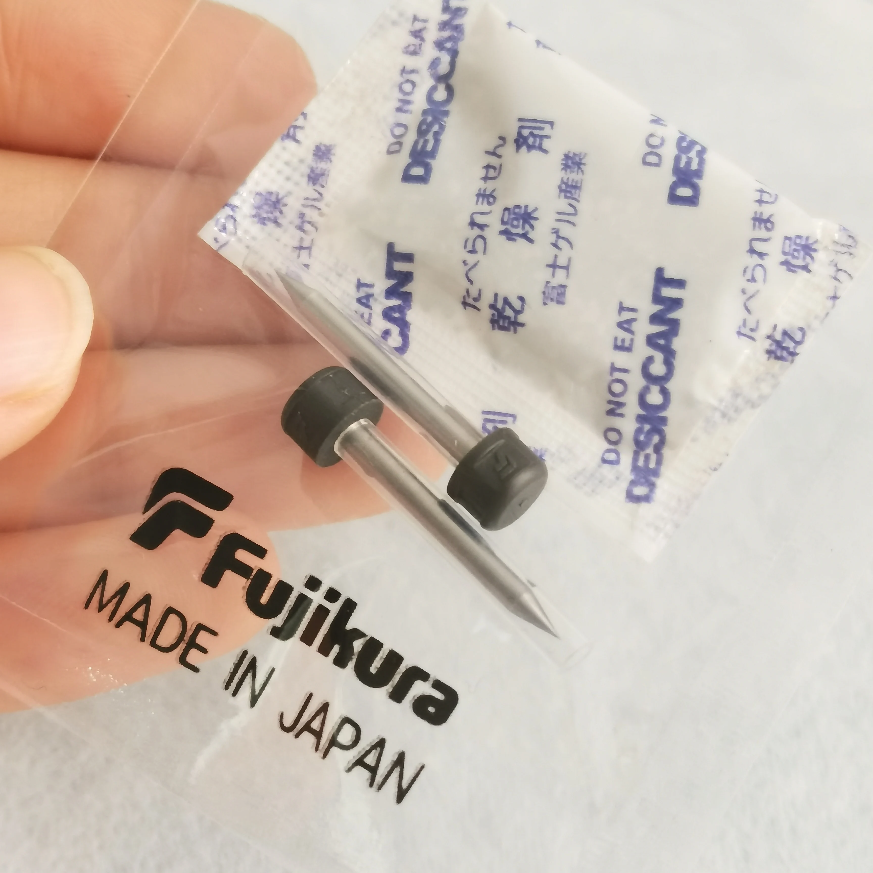 

Free Shipping FSM-50S 50R 60S 70S 80S 60R 70S+ 80S+70R Fusion Splicer welder Electrode rod made in Japan ELCT2-20A for Fujikura