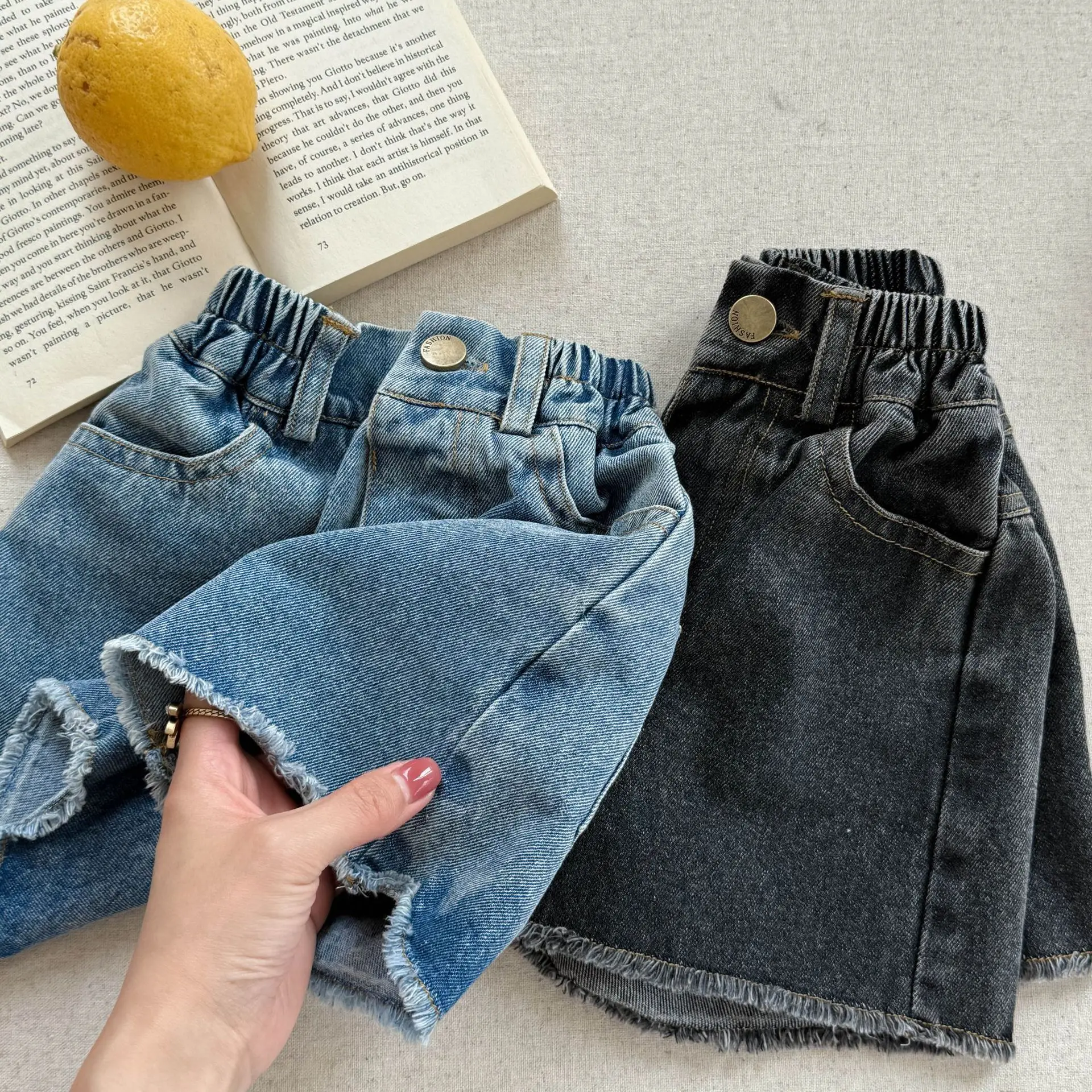 2025 Summer New Girls Denim Shorts Children Casual Pants Loose Boys Jeans Solid Color Baby Shorts Kids Clothes 41 S5f3e4374a83b4d9ba34ce39b6f8e4bd9e