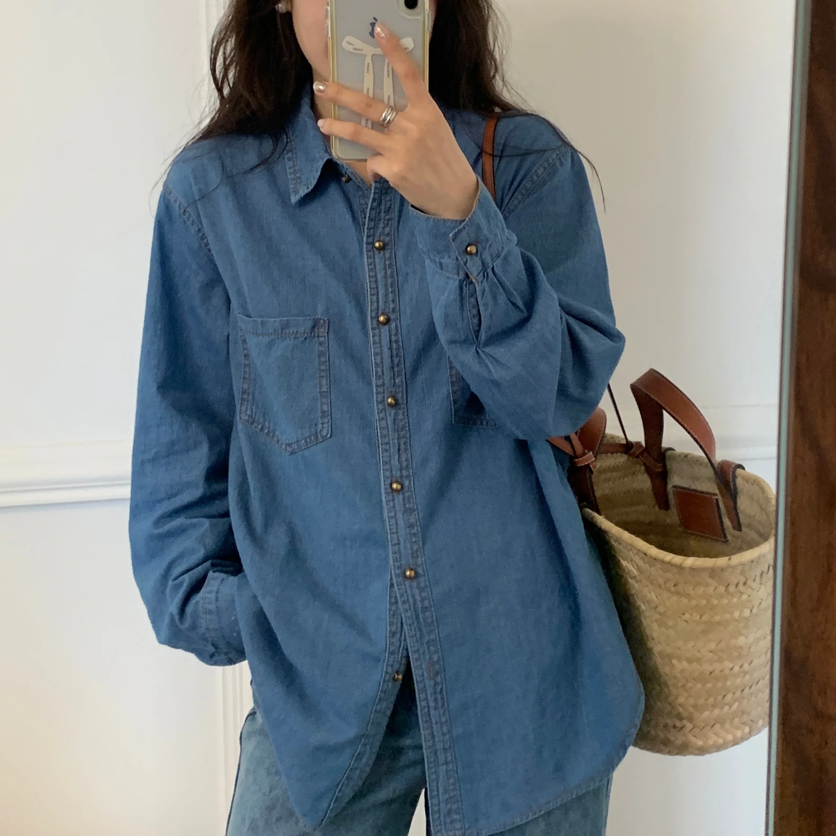 

2023 Spring New Fashion All-match Korean Vintage Long-sleeved Women Blue Denim Shirt Z091