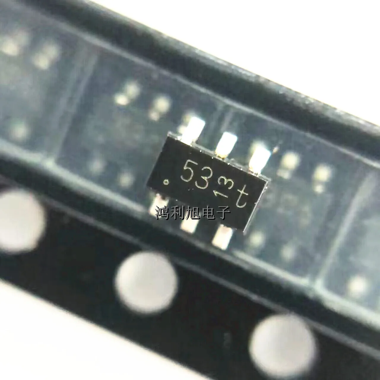 10 шт./шт PBSS5350D PBSS5350 маркировка 53 Trans GP BJT PNP 50V 3A 1200mW 6-контактный TSOP T/R
10 шт./шт PBSS5350D PBSS5350 маркировка 53 Trans GP BJT PNP 50V 3A 1200mW 6-контактный TSOP T/R