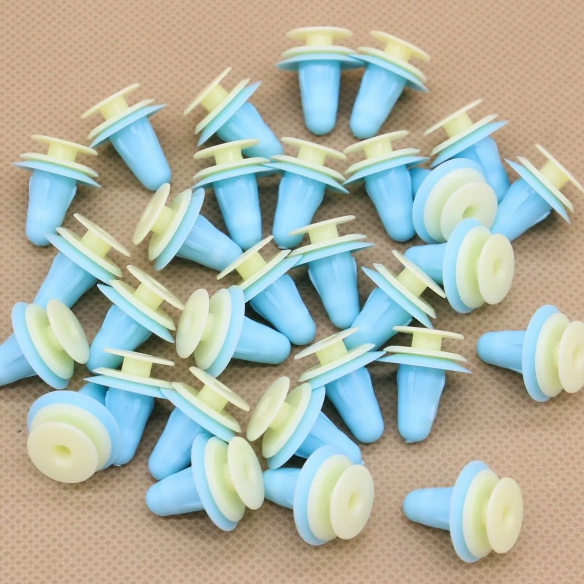 30 Door Trim Panel Clip Retainer Fastener A14269 For Toyota For Mazda For Isuzu Car High Quality Securing Clip
30 Door Trim Panel Clip Retainer Fastener A14269 For Toyota For Mazda For Isuzu Car High Quality Securing Clip
