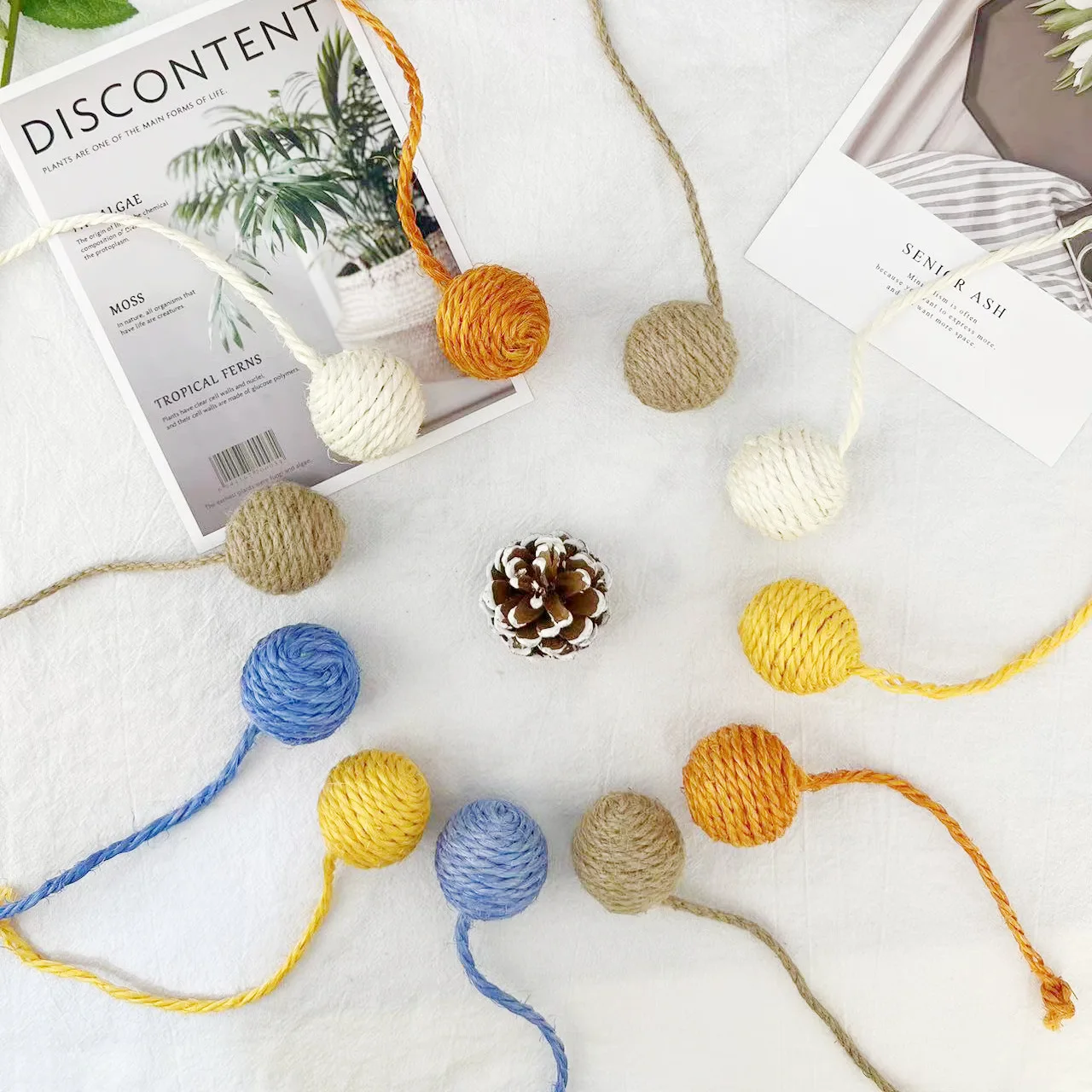 New Cat Pet Sisal Rope Weave Ball Teaser Play Chewing Scratch Catch Toy Interactive Scratch Funny Chew Toy for Pet Cat Dog
New Cat Pet Sisal Rope Weave Ball Teaser Play Chewing Scratch Catch Toy Interactive Scratch Funny Chew Toy for Pet Cat Dog