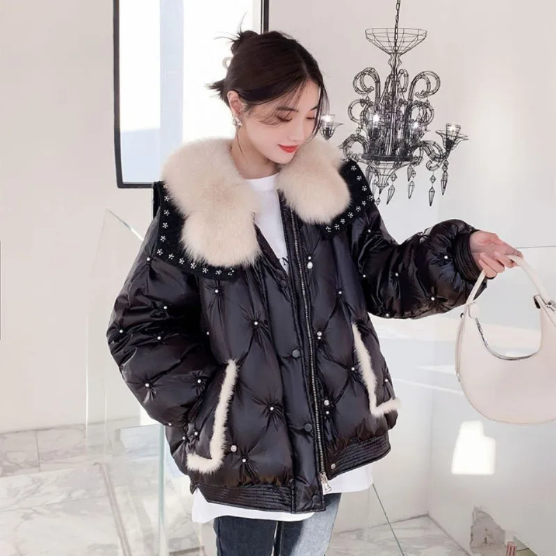 White Eiderdown Jacket Women Overcoat 2023 New Winter Imitation Fox Fur Collar Embroidered Beaded Warm Parker Coat Short Tops
White Eiderdown Jacket Women Overcoat 2023 New Winter Imitation Fox Fur Collar Embroidered Beaded Warm Parker Coat Short Tops