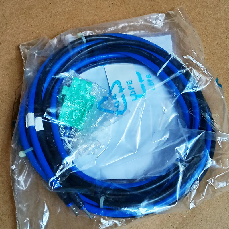 Кабель питания постоянного тока H3C Huasan PSR560-56D/450-12D/PSL130/180/480, кабель модуля
Кабель питания постоянного тока H3C Huasan PSR560-56D/450-12D/PSL130/180/480, кабель модуля
