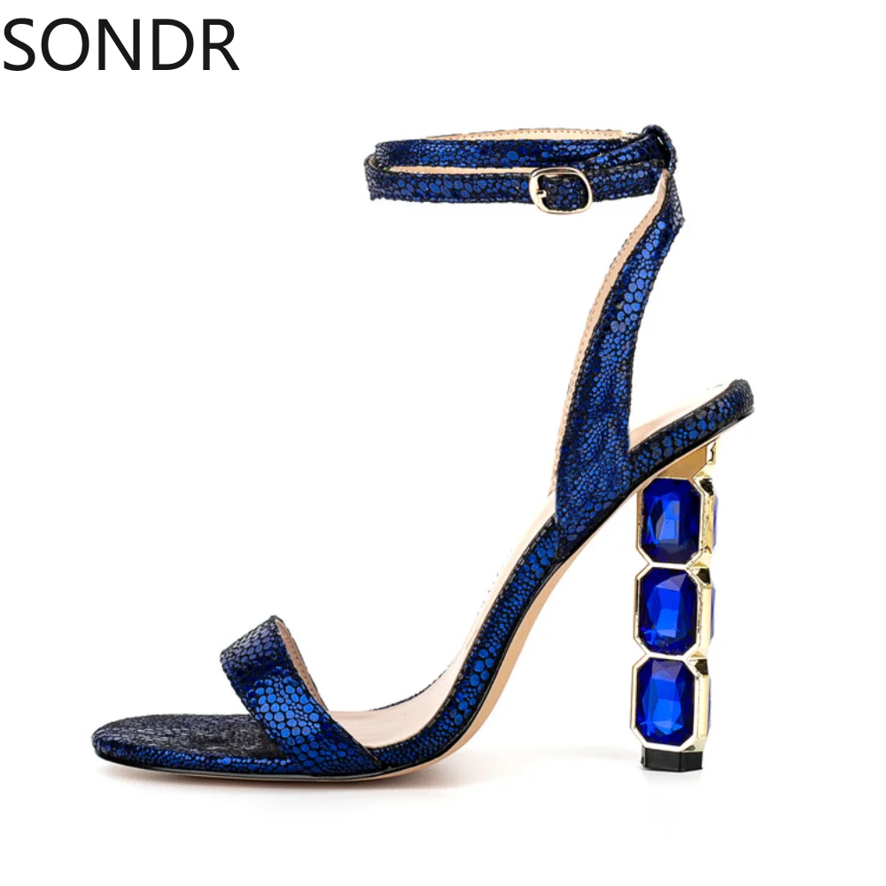 Womens Sandals Strange Irregular Crystal Diamond Heel High Pumps Sexy Party Shoes Plus Size Summer
Womens Sandals Strange Irregular Crystal Diamond Heel High Pumps Sexy Party Shoes Plus Size Summer
