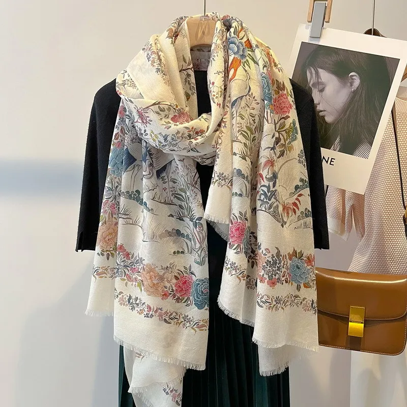 100% wool Scarves for Women Bandana Neck scarf Spring New Design Fashion Print Hand Kerchief Headband Foulard femme cachecol
100% wool Scarves for Women Bandana Neck scarf Spring New Design Fashion Print Hand Kerchief Headband Foulard femme cachecol