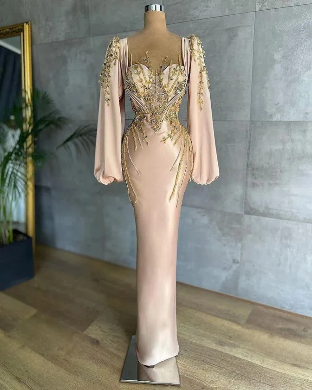 Exquisite Satin Evening Dress 2024 New Long Sleeves Appliques Beadings Party Prom Gowns Lace Pearls Sweetheart Vestido De Fiesta
Exquisite Satin Evening Dress 2024 New Long Sleeves Appliques Beadings Party Prom Gowns Lace Pearls Sweetheart Vestido De Fiesta