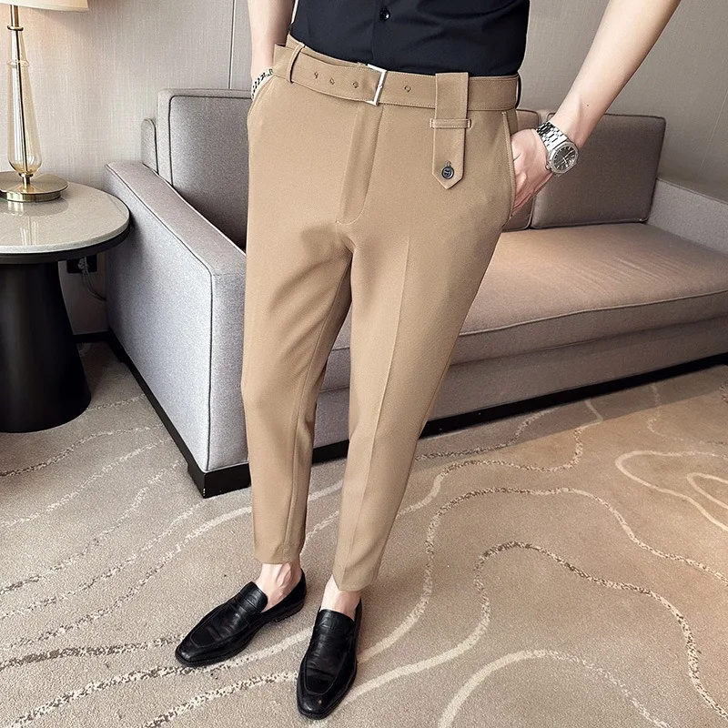 Men's 2023 Spring/Summer British Casual Crop Pants Thin Feet Solid Belt Western Pants
Men's 2023 Spring/Summer British Casual Crop Pants Thin Feet Solid Belt Western Pants