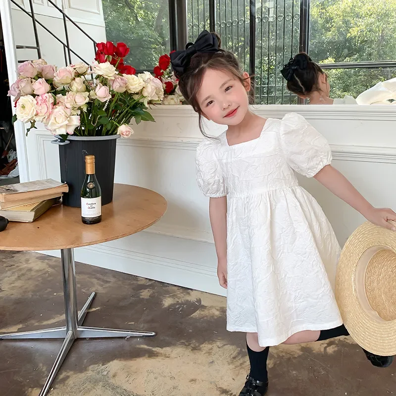 Summer Kids Jacquard Crease puff sleeve dress Girls square collar princess dress
Summer Kids Jacquard Crease puff sleeve dress Girls square collar princess dress