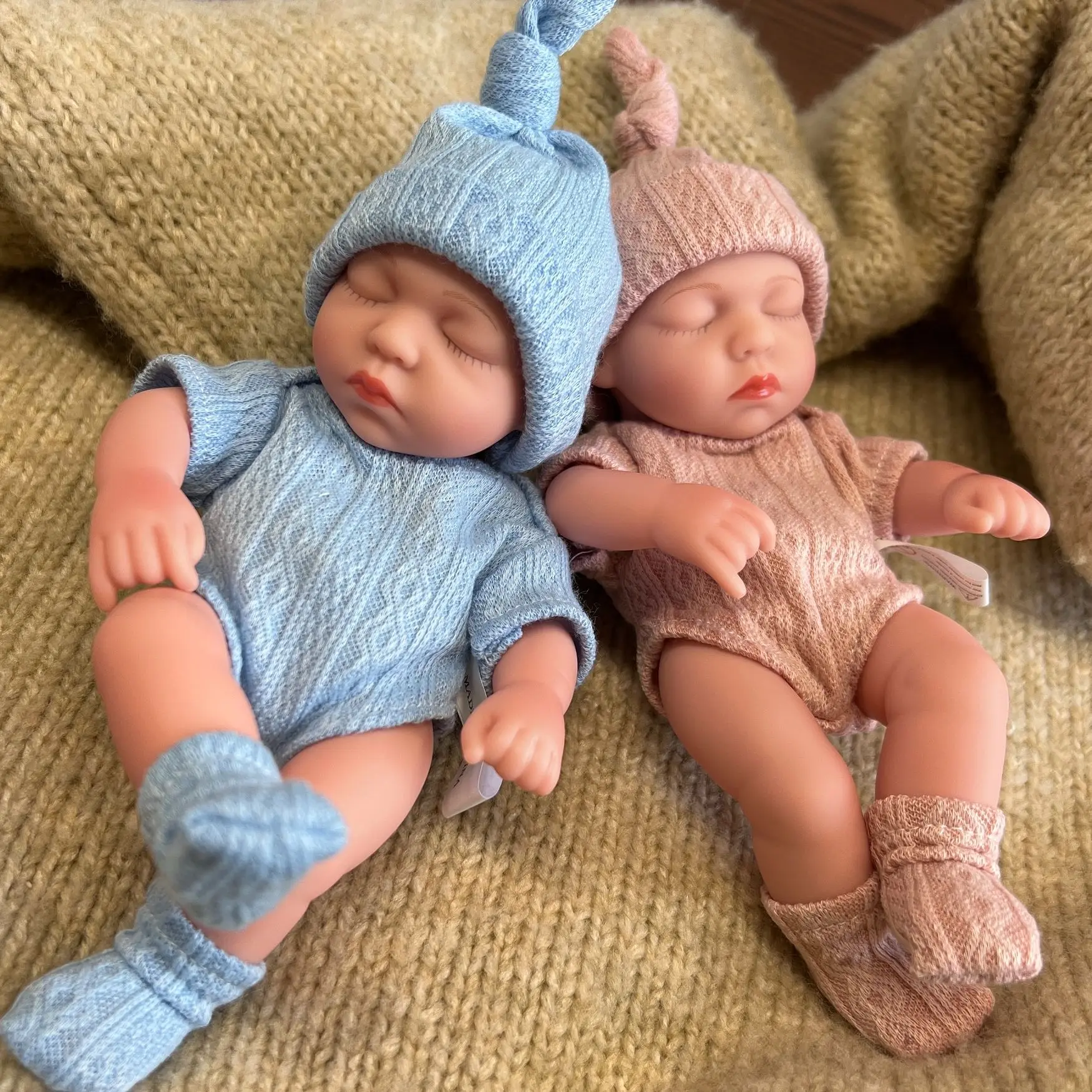 Micro Preemie Full Body Silicone Baby Doll 20cm Lifelike Mini Bebe Reborn Doll Surprice Children Anti-Stress Toys
Micro Preemie Full Body Silicone Baby Doll 20cm Lifelike Mini Bebe Reborn Doll Surprice Children Anti-Stress Toys