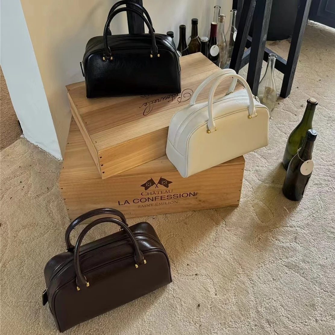 Withered Geuine Leather Bag Fashion Handbag Cowhide Women Niche Retro Large Capacity Commuting Boston Bag
Withered Geuine Leather Bag Fashion Handbag Cowhide Women Niche Retro Large Capacity Commuting Boston Bag