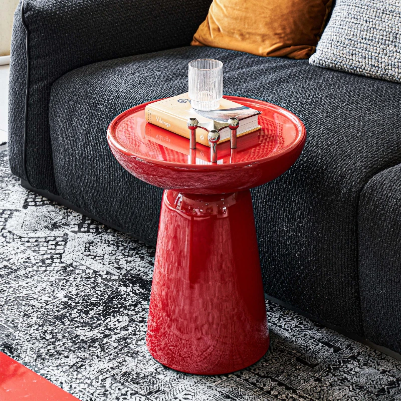 Side table / Modern simple red lacquer living room round side table 
Side table / Modern simple red lacquer living room round side table