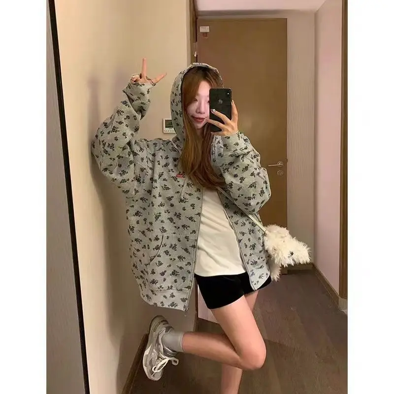 Stunning Blue Floral Loose Design Floral Print Hoodie Coat Women's Autumn/Winter Grey Zipper Hoodie Top
Stunning Blue Floral Loose Design Floral Print Hoodie Coat Women's Autumn/Winter Grey Zipper Hoodie Top