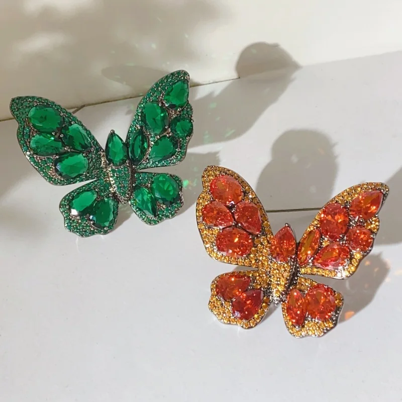 New Vintage Zircon Micro-inlaid Butterfly Brooch Fashion Light Luxury Pin Suit Corsage For Women
New Vintage Zircon Micro-inlaid Butterfly Brooch Fashion Light Luxury Pin Suit Corsage For Women