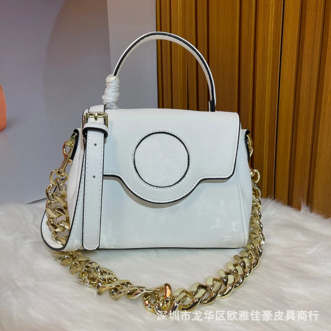 Luxury Brand Women's Shoulder Bag Handbag True Leather Designer Y2k Ladies Messenger Pure Color Temperament Versatile Retro
Luxury Brand Women's Shoulder Bag Handbag True Leather Designer Y2k Ladies Messenger Pure Color Temperament Versatile Retro