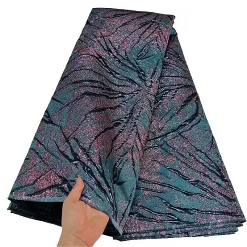 Latest African Lace Fabric High Quality Brocade Lace Gild Jacquard Laces French Tulle Lace Fabric For Nigerian Party Dress
Latest African Lace Fabric High Quality Brocade Lace Gild Jacquard Laces French Tulle Lace Fabric For Nigerian Party Dress