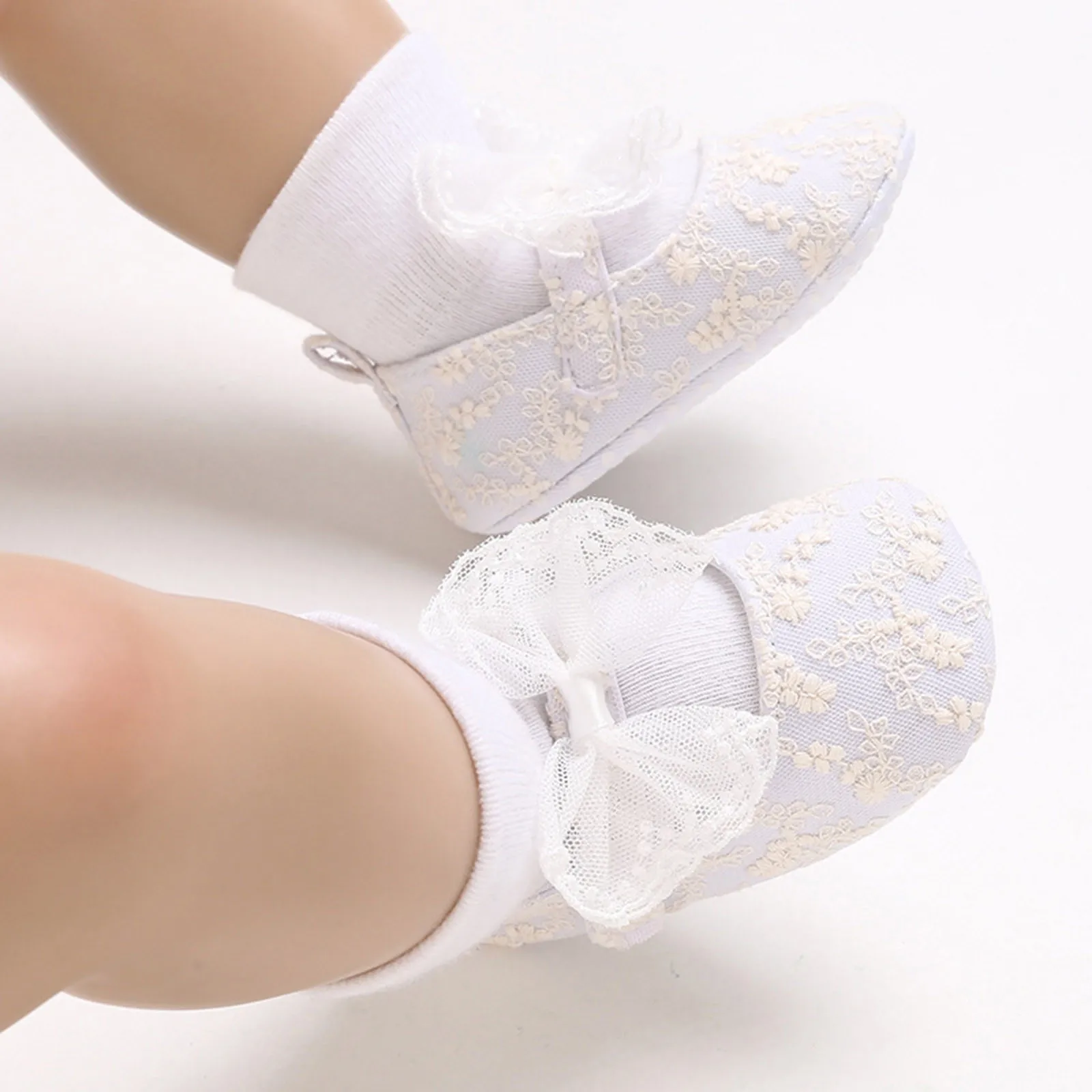 White Baby Girls Bow Shoes Spring Children Toddler Casual Shoes Lightweight Flat Sole Solid Breathable Comfortable First Walker
White Baby Girls Bow Shoes Spring Children Toddler Casual Shoes Lightweight Flat Sole Solid Breathable Comfortable First Walker