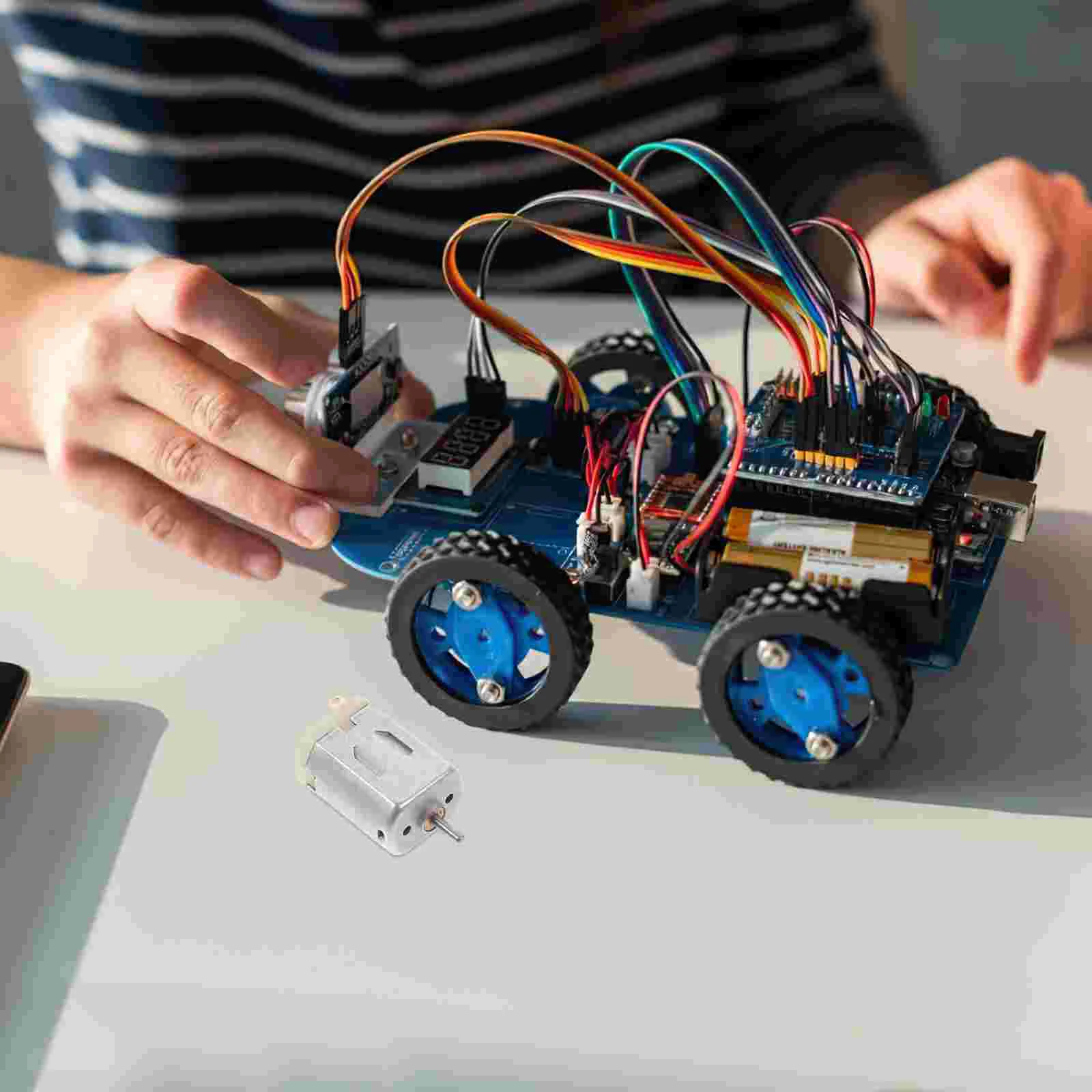 6 Pcs Toy Motor DIY Supply School Electric Car Cars Kids Hobby For Topic Model Airplane Craft
6 Pcs Toy Motor DIY Supply School Electric Car Cars Kids Hobby For Topic Model Airplane Craft