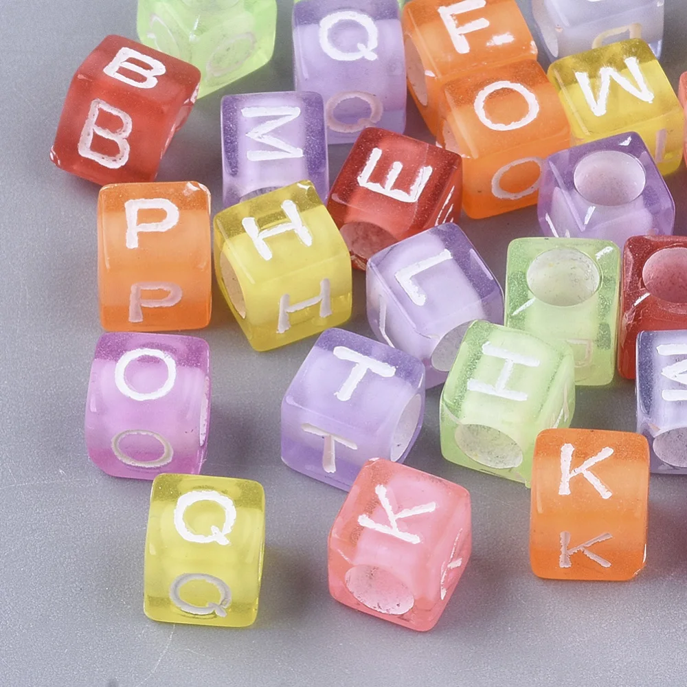 

500g Transparent Acrylic Beads Horizontal Hole Cube with Random Initial Letter Mixed Color 6x6x6mm Hole: 3.5mm about 3840pc/500g