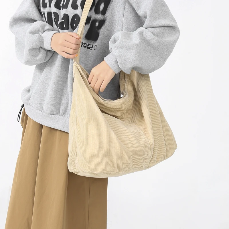 Simple Design Women's Messenger Bag Fashion Ladies Large Capacity Shoulder Bags Casual Totes Female Cloth Handbags Crossbody Bag
Simple Design Women's Messenger Bag Fashion Ladies Large Capacity Shoulder Bags Casual Totes Female Cloth Handbags Crossbody Bag