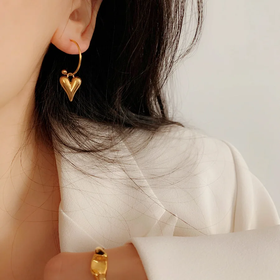 Grie Delicate Heart Earrings 18K Gold Stainless Steel Pendants For Women Daily Fine Jewelry
Grie Delicate Heart Earrings 18K Gold Stainless Steel Pendants For Women Daily Fine Jewelry