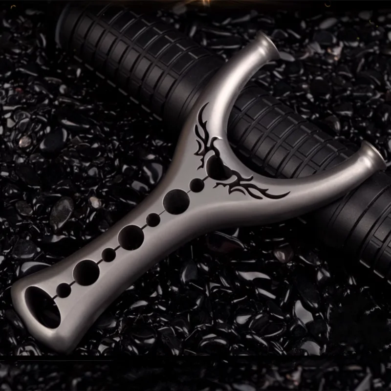 Рогатка Летающая Тигровая, мощная кожа, титановый сплав, катапульта для взрослых, для охоты и стрельбы
Рогатка Летающая Тигровая, мощная кожа, титановый сплав, катапульта для взрослых, для охоты и стрельбы