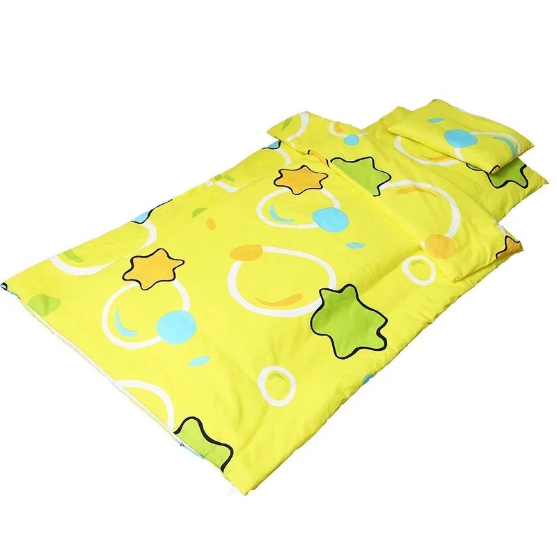 Custom-made six-piece set of single bedding in managed class, a complete set of six-piece sets.
Custom-made six-piece set of single bedding in managed class, a complete set of six-piece sets.