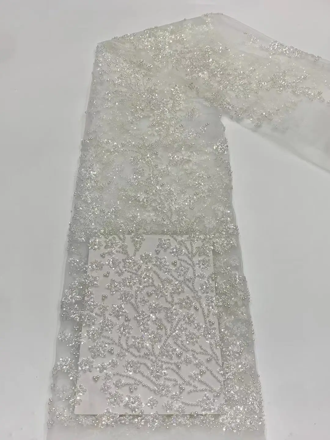 New Nigerian J-12096817 Lace Fabrics Mesh Lace African Fabric Lace with Sequins and beads for Women Wedding Party Dress
New Nigerian J-12096817 Lace Fabrics Mesh Lace African Fabric Lace with Sequins and beads for Women Wedding Party Dress