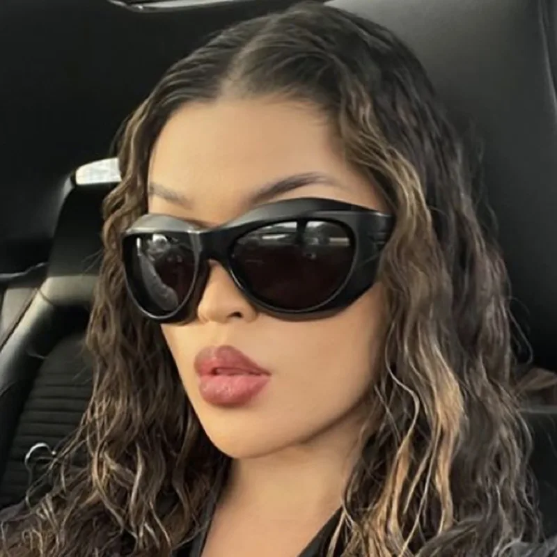 Y2K Luxury Sunglasses For Men Women Wrap Around Fashion Sports Shades Sun Glasses Trendy Ovalv Dark Trending gafas de sol
Y2K Luxury Sunglasses For Men Women Wrap Around Fashion Sports Shades Sun Glasses Trendy Ovalv Dark Trending gafas de sol