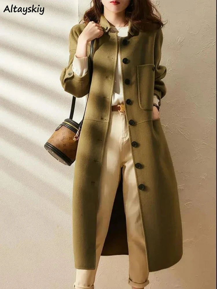 

Женское осенне-зимнее длинное шерстяное пальто с отворотами и карманами