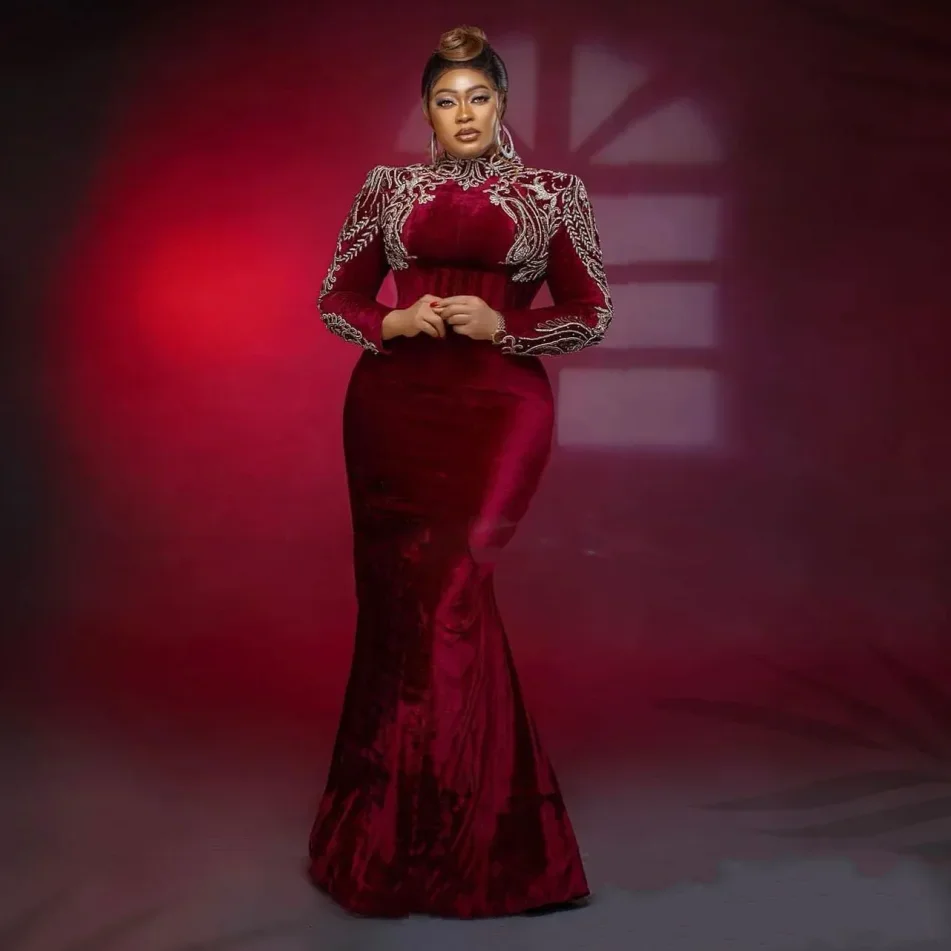 Burgundy velvet Silver decal sexy mermaid high neck long sleeve bag hip length ladies evening dress ball party reception guests
Burgundy velvet Silver decal sexy mermaid high neck long sleeve bag hip length ladies evening dress ball party reception guests