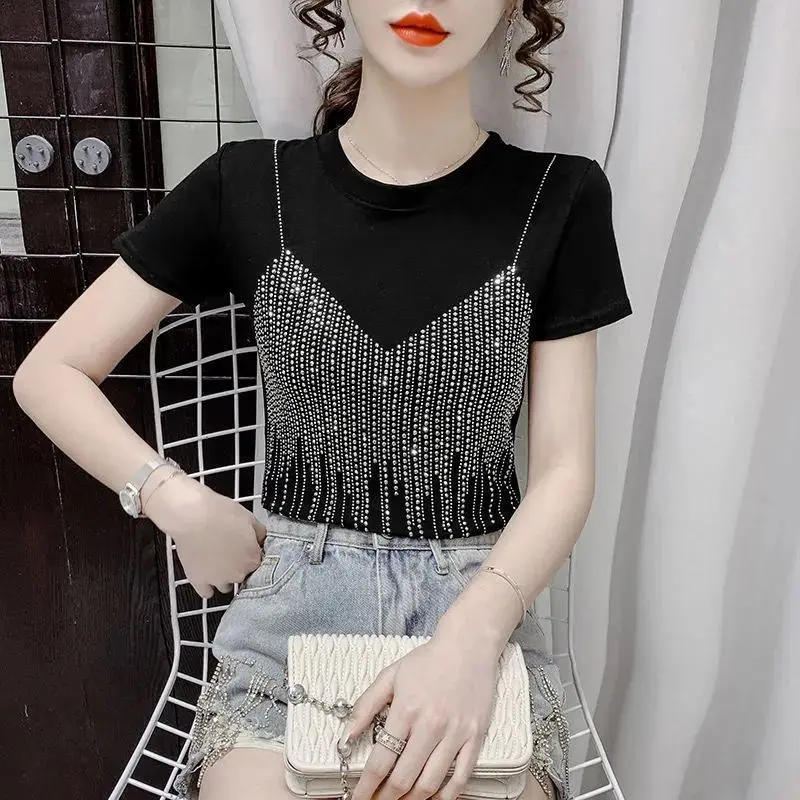 

Short sleeved T-shirt design sense niche 2023 summer new heavy industry hot diamond fashion slimming French top for women