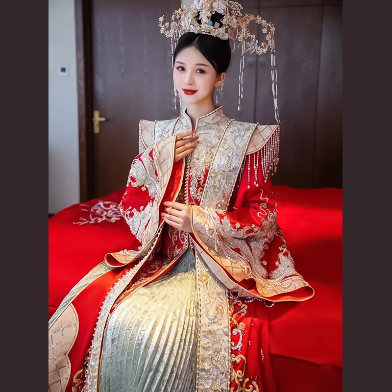 Chinese Women Phoenix Sequins Beading Embroidery Tassels Qipao Marriage Oriental Bride Wedding Dress
Chinese Women Phoenix Sequins Beading Embroidery Tassels Qipao Marriage Oriental Bride Wedding Dress