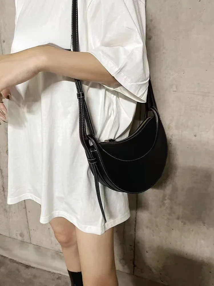 

France Niche Fashion Genuine Leather Crescent Shape Aesthetic Women Y2k Shoulder Crossbody Bag Brand Designer Bag Luxury Handbag