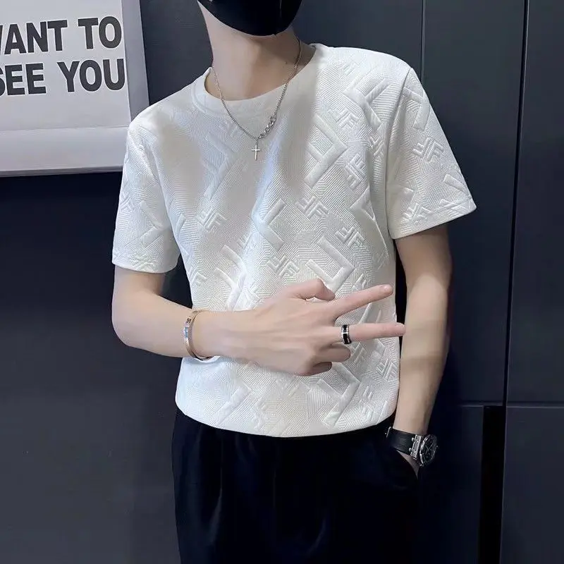 Short Sleeves T-shirt Men Print Jacquard Thin New Bottom Shirt Korea Loose Round Neck Tees White Sweatshirt Design Tops
Short Sleeves T-shirt Men Print Jacquard Thin New Bottom Shirt Korea Loose Round Neck Tees White Sweatshirt Design Tops