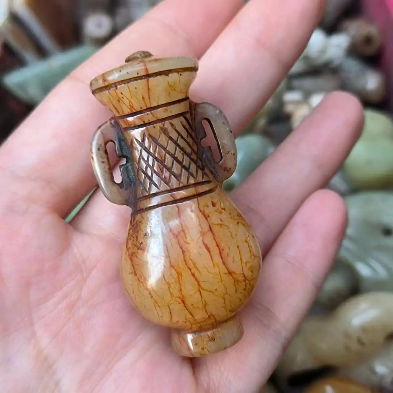 

1pcs/lot Natural Hetian ancient jade bottle pendant white jade Classical Ethnic style Collectible Beautifully crafted jewelry