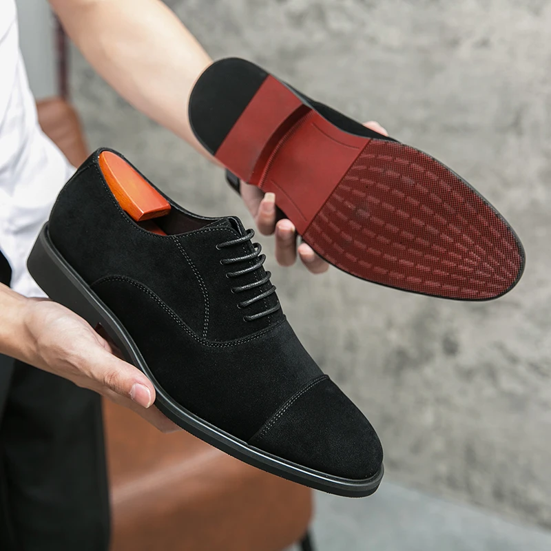 Oxfords Leather Shoes Men Black Fashion Business Loafers Casual Party Banquet Vintage Lace-up Brogue Dress Shoes Mocassins Brown
Oxfords Leather Shoes Men Black Fashion Business Loafers Casual Party Banquet Vintage Lace-up Brogue Dress Shoes Mocassins Brown