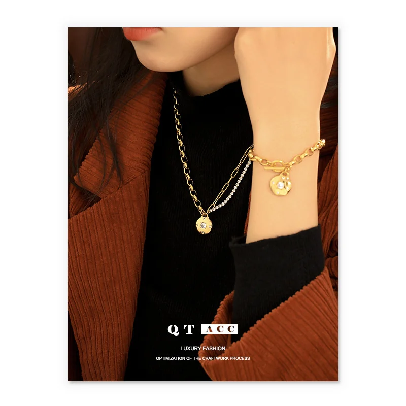 

Brass Plated 18K True Gold/Platinum Ins Korean Light Luxury Fashion Zircon Double Layer Round Label Necklace Bracelet for Women