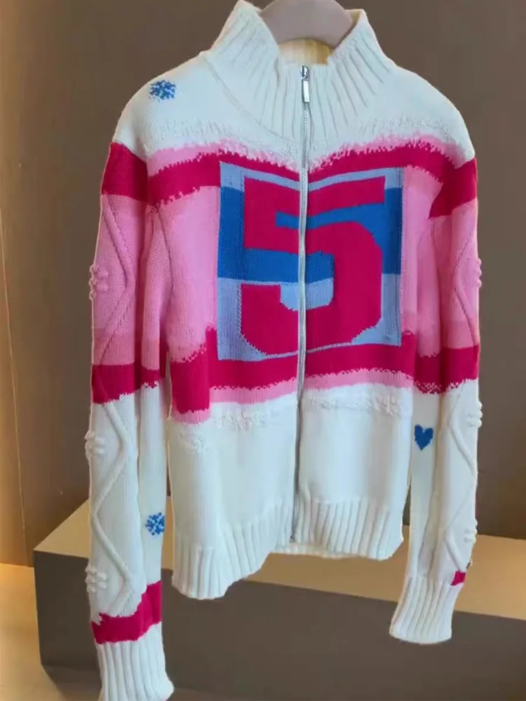 Elegant Contrast Color Knitted Cardigan Sweater Women Korean Fashion Vintage Ladies Jumper Long Sleeve Turtleneck Female Tops
Elegant Contrast Color Knitted Cardigan Sweater Women Korean Fashion Vintage Ladies Jumper Long Sleeve Turtleneck Female Tops
