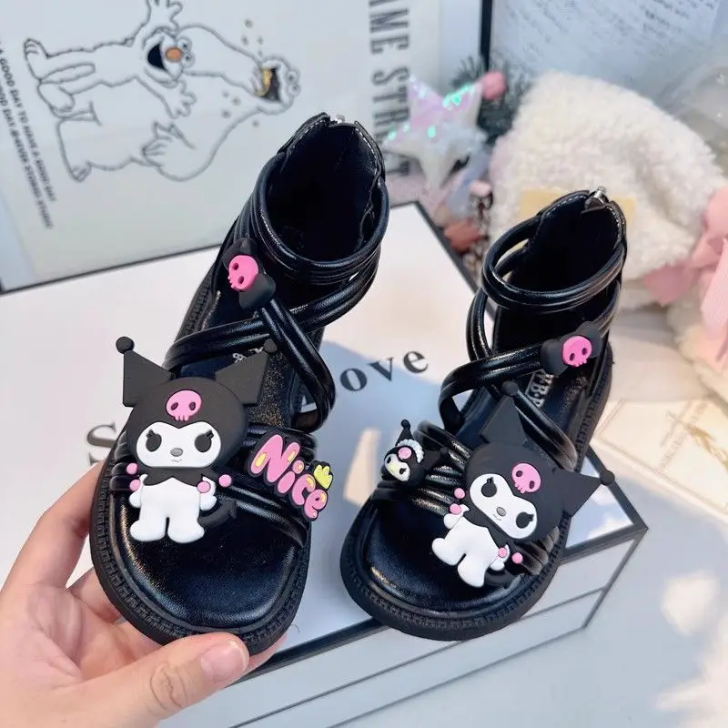 Сандалии Kawaii для девочек с героями аниме Sanrioed милые мультфильмы Kuromi детская обувь на мягкой подошве сандалии принцессы для девочек
Сандалии Kawaii для девочек с героями аниме Sanrioed милые мультфильмы Kuromi детская обувь на мягкой подошве сандалии принцессы для девочек