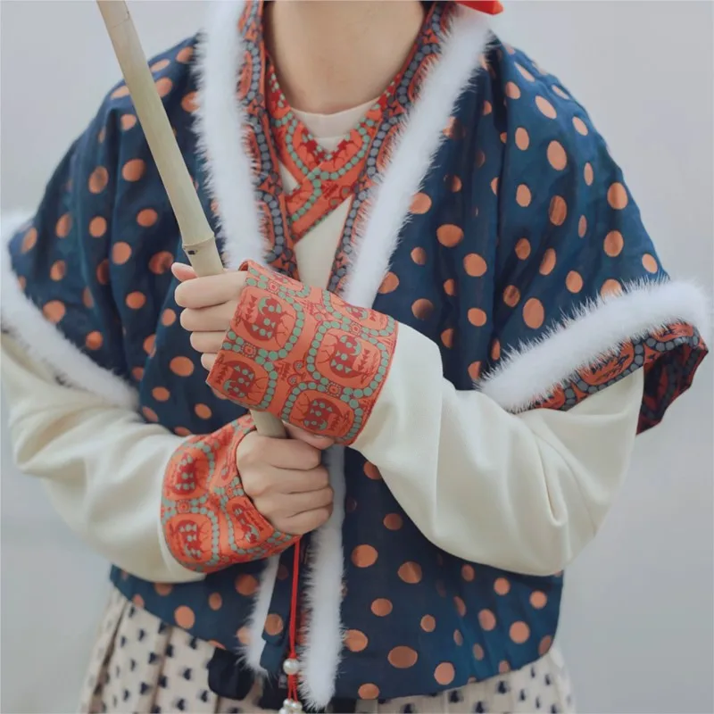 2023 Half-arm Tang Style Cotton Jacket Eight-broken Skirt Autumn Winter Warm Hanfu Dress Daily Chinese Style Improved Commute
2023 Half-arm Tang Style Cotton Jacket Eight-broken Skirt Autumn Winter Warm Hanfu Dress Daily Chinese Style Improved Commute