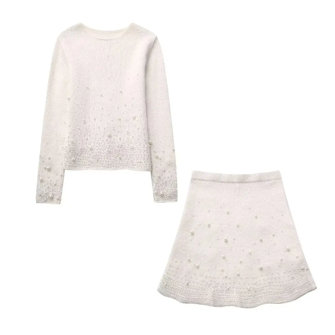 Women New Fashion Artificial pearl decoration Cropped Slim Knitted Sweater Vintage O Neck Long Sleeve Female Pullovers Chic Tops
Women New Fashion Artificial pearl decoration Cropped Slim Knitted Sweater Vintage O Neck Long Sleeve Female Pullovers Chic Tops