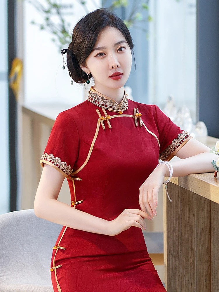 Yourqipao Summer Long Slim Silk Red Cheongsam Catwalk Banquet Party Evening Dress Traditional Chinese Clothing Qipao for Women
Yourqipao Summer Long Slim Silk Red Cheongsam Catwalk Banquet Party Evening Dress Traditional Chinese Clothing Qipao for Women