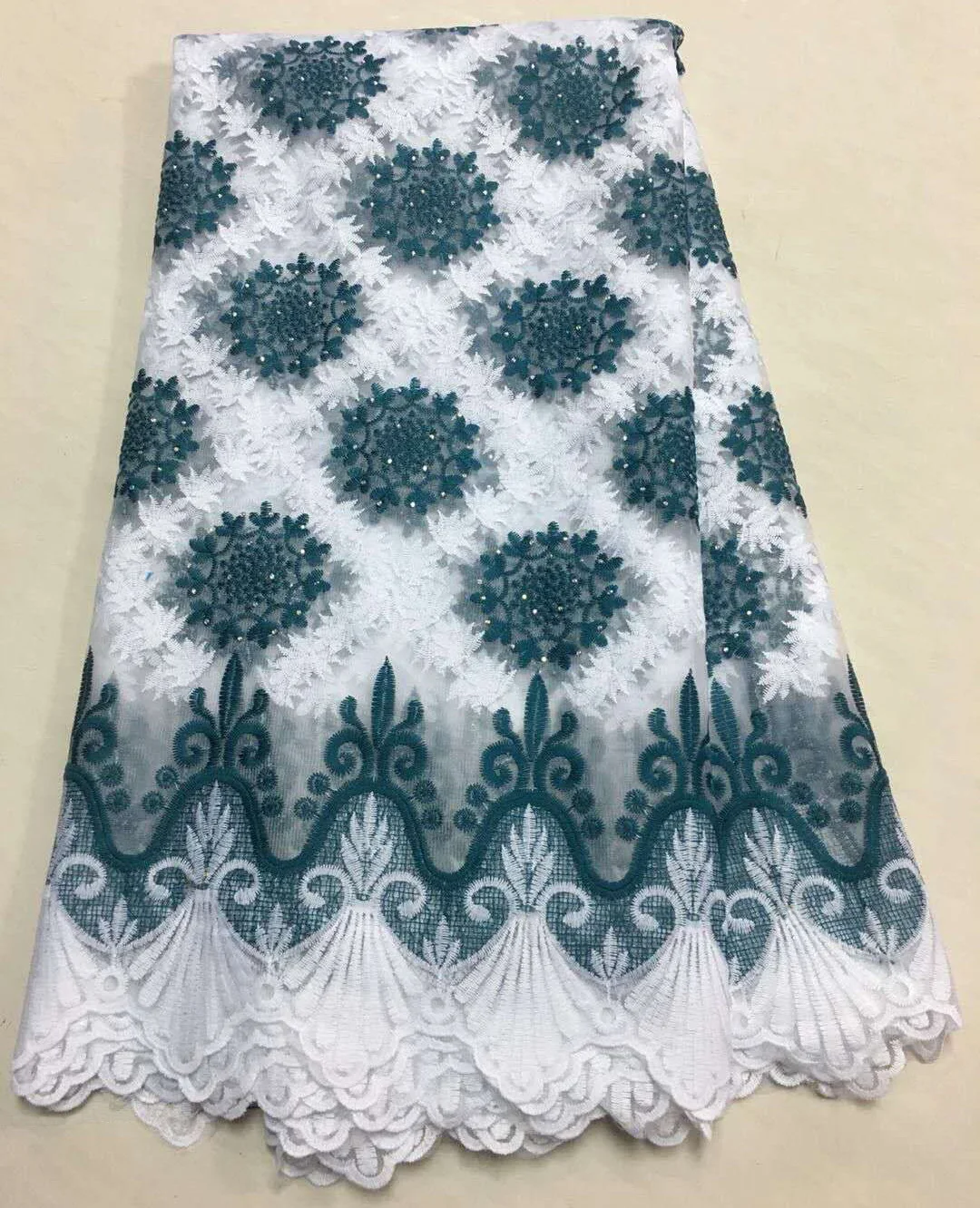 2021 Yellow Soil Color New Arrival Embroidery Net African Lace Fabric Organza Fo Wedding Clothing Dress High Quality French Lace
2021 Yellow Soil Color New Arrival Embroidery Net African Lace Fabric Organza Fo Wedding Clothing Dress High Quality French Lace