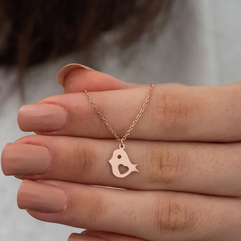 Bird Necklace For Women Stainless Steel Jewelry Simple Female Clavicle Chain Sparrow Heart Pendant Necklaces Collares Para Mujer
Bird Necklace For Women Stainless Steel Jewelry Simple Female Clavicle Chain Sparrow Heart Pendant Necklaces Collares Para Mujer