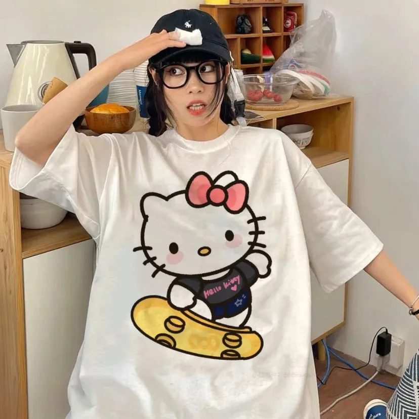 

Sanrio Hello Kitty T-shirt Women's Anime Tees Shirts Kawaii Cartoon Casual Clothes Harajuku Oversized Streetwear Y2K Tops Grunge